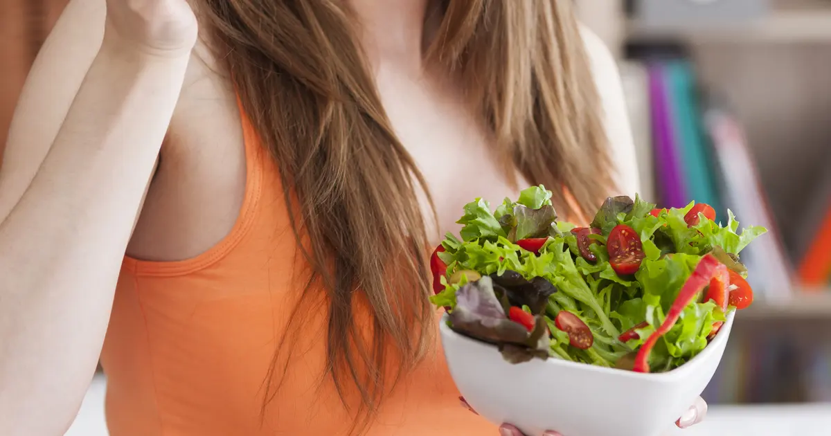 Immagine di copertina dedicata al tema: Nutrizione in Gravidanza: Cosa Mangiare per Te e il Tuo Bambino